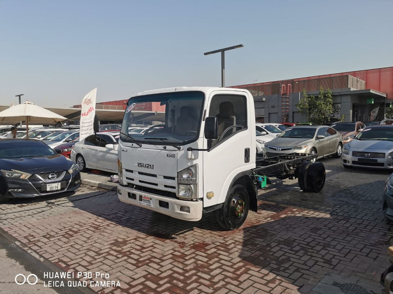 إيسوزو NPR بحالة ممتازة