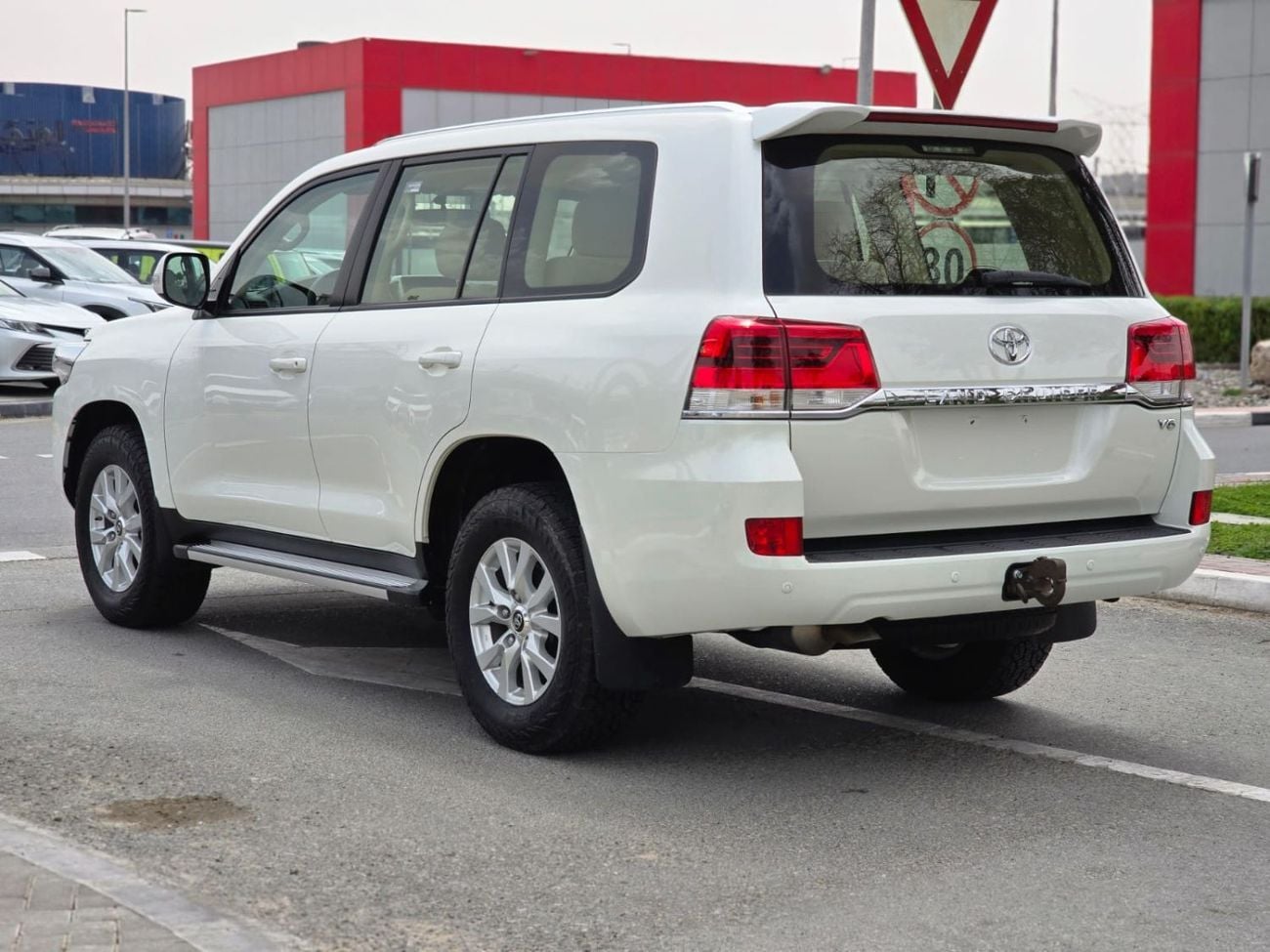 Toyota Land Cruiser EXR 4.0L 2021 GCC LOW MILEAGE IN MINT CONDITION