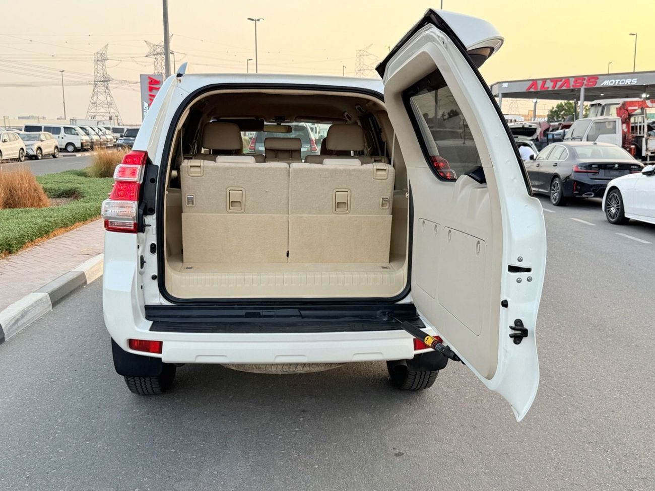 Toyota Prado Toyota Prado 2017 V4TX-L 2.7L (271 HP)