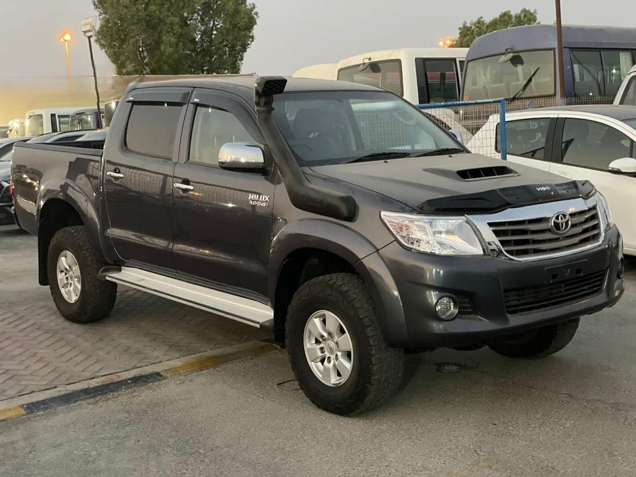 تويوتا هيلوكس 2010 TOYOTA HILUX DOUBLE CABIN D4D