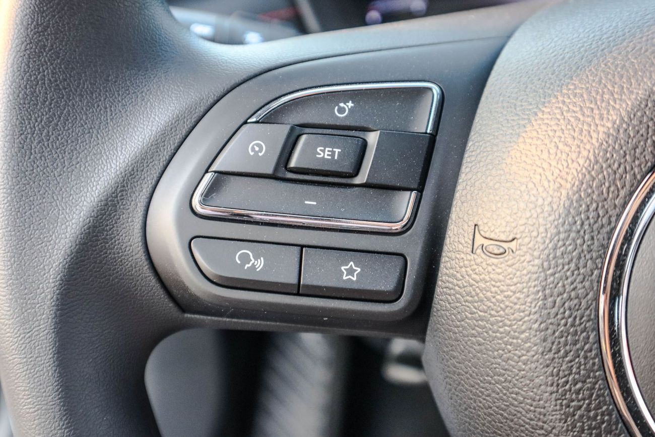 أم جي 5 MG 5 – 1.5L 180 DVVT – Full Option – 2025 Model