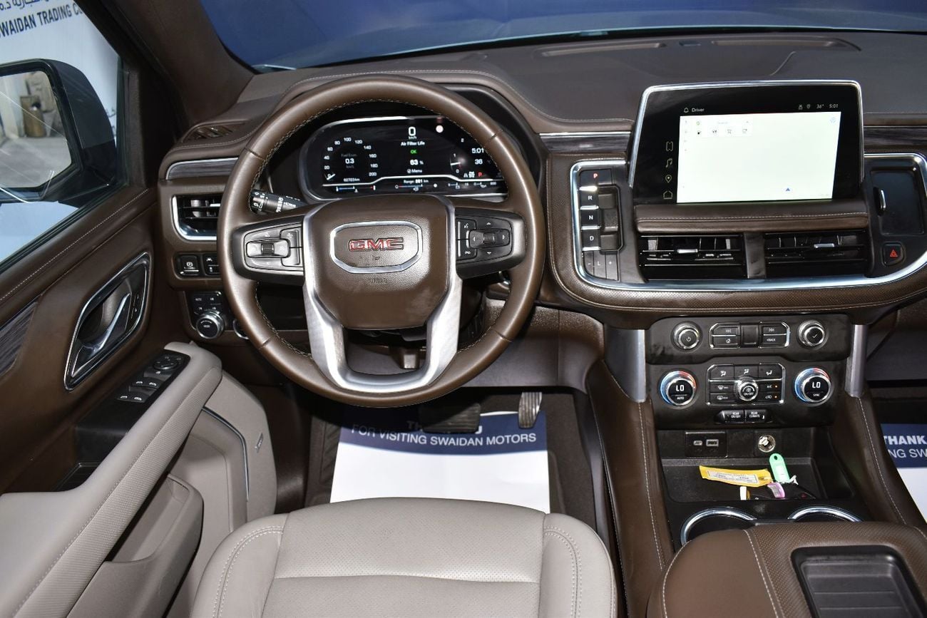 GMC Yukon AT4 5.3 V8 SLT (AWD)