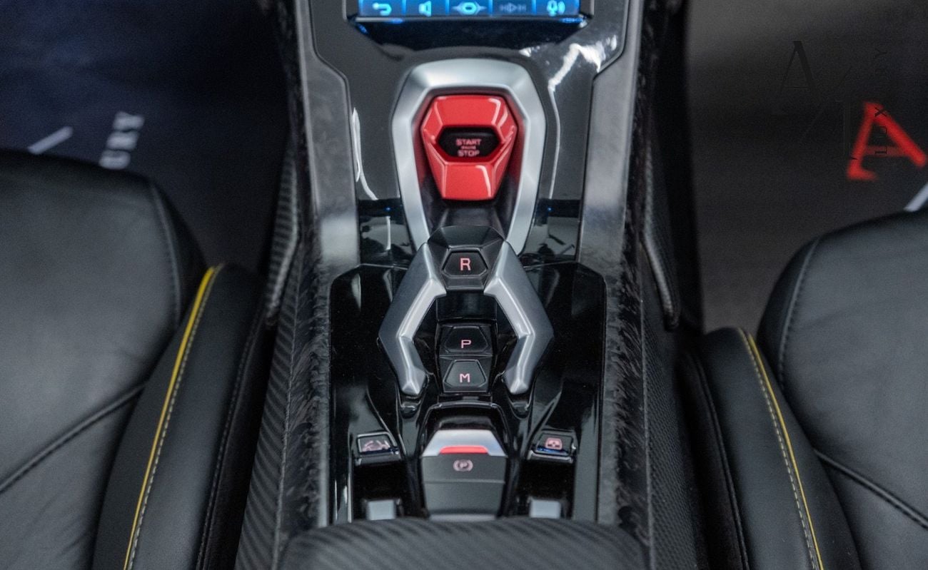 Lamborghini Huracan 2021 Lamborghini Huracan EVO Spyder, With Full Service History, Fully Loaded, GCC Spec