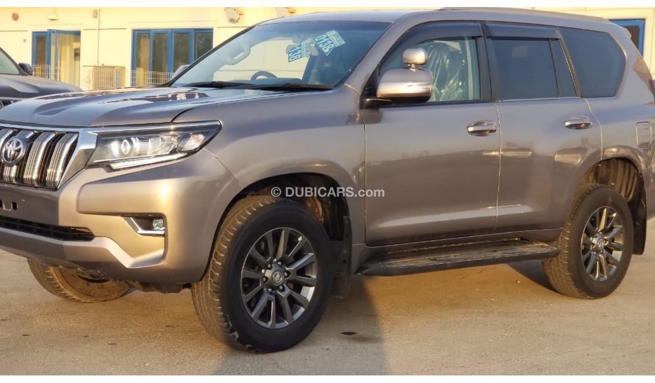 Toyota Prado 2016 Face-Lift 2020 4x4 Petrol, Rear Entertainment, Automatic, 2.7cc, Leather & Electric Seats, 7 Se