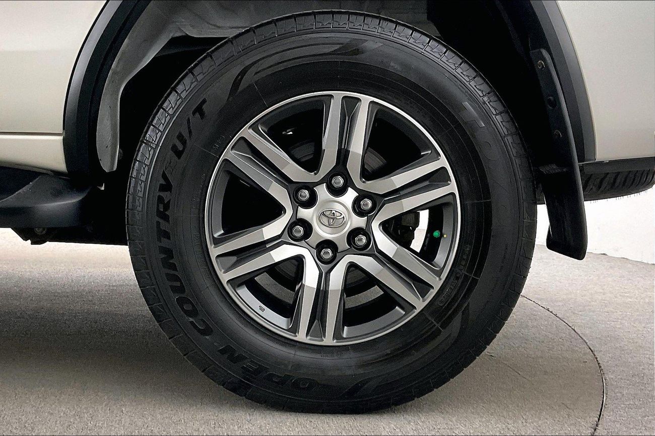 تويوتا فورتونر EXR | شامل الضمان | 0 ﺪﻔﻋﺓ ﺃﻮﻟﻯ