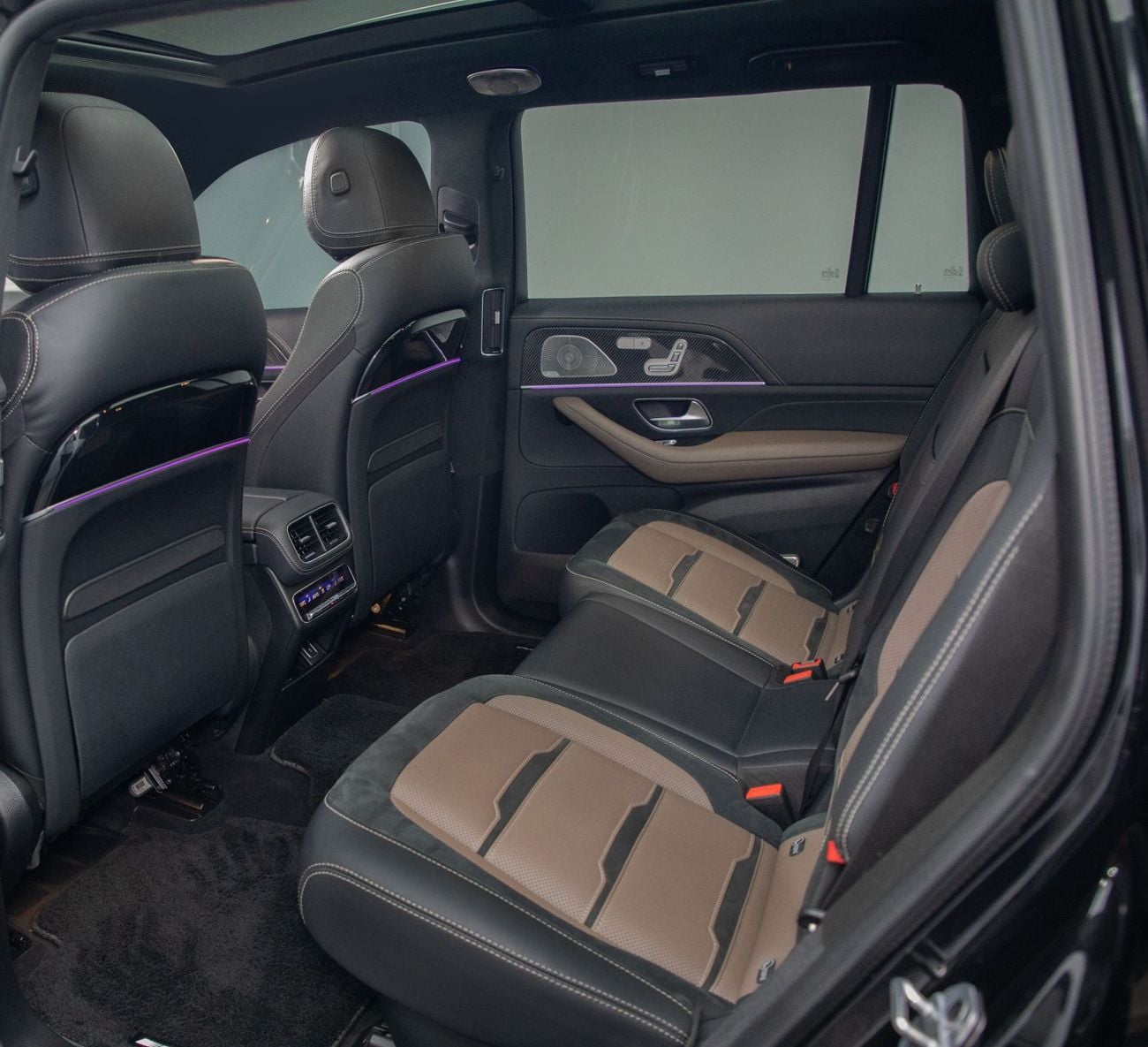 مرسيدس بنز GLS 63 AMG STD