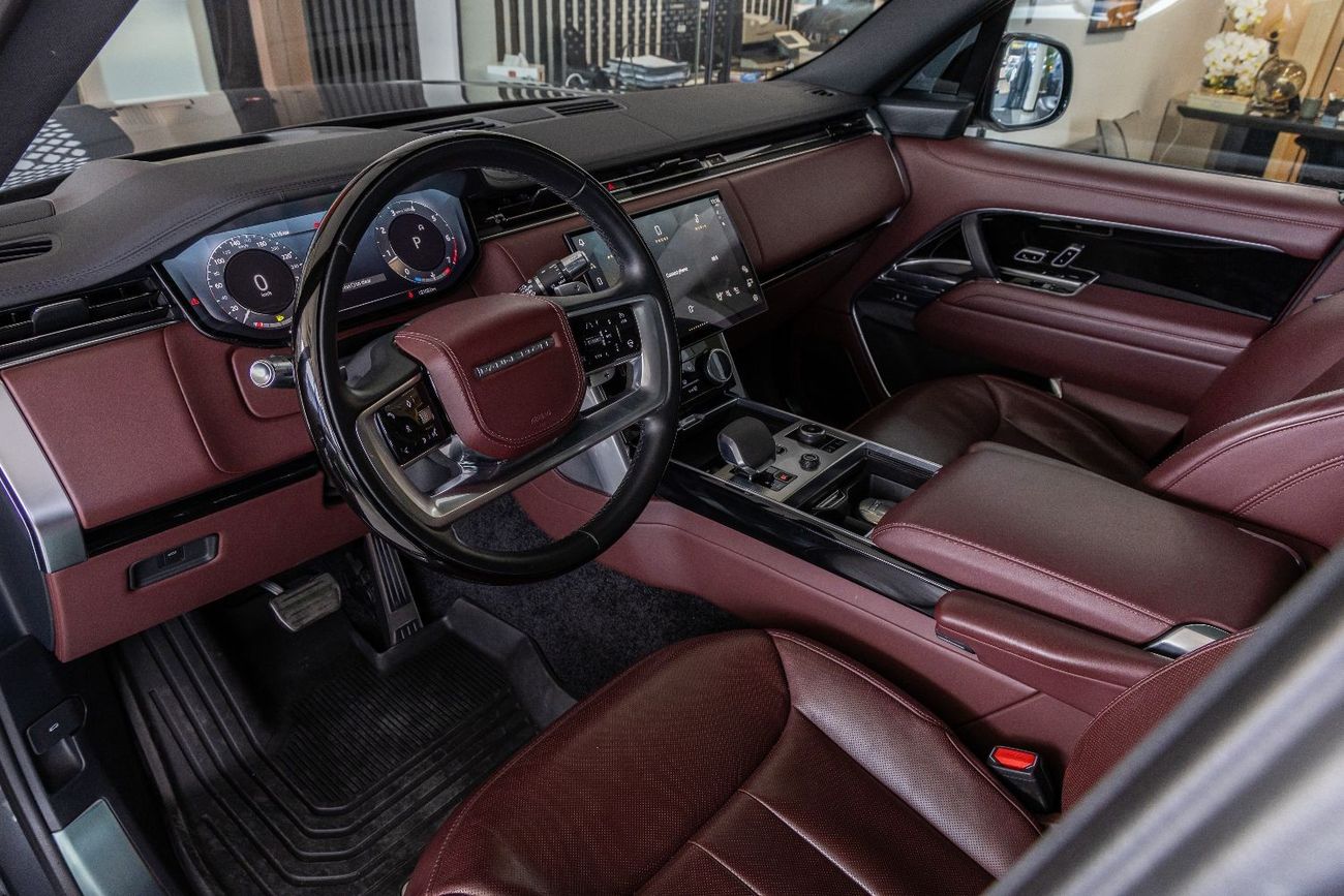 Land Rover Range Rover HSE P530 Range Rover VOGUE / HSE / P530 V8 / UNDER 5 YEARS WARRANTY AND SERVIC HISTORY FROM ALTAYER