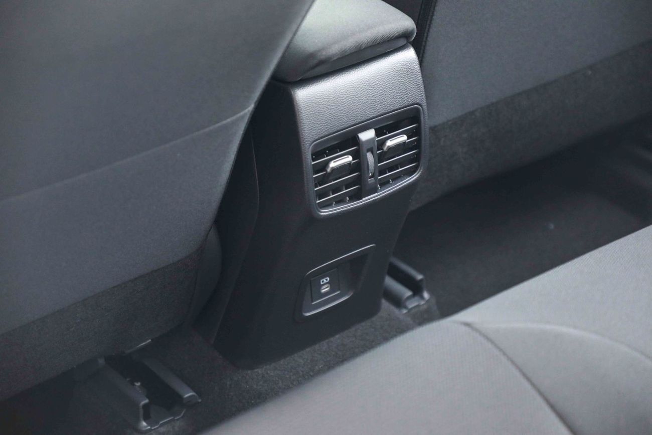 Toyota Levin 2025 TOYOTA LEVIN LUXURY 1.8 - Hybrid - WHITE inside BLACK | Export Only