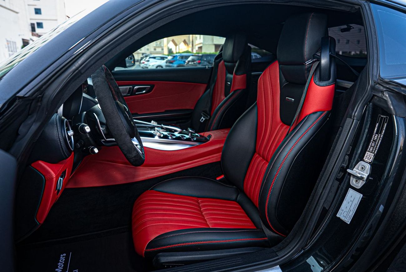 Mercedes-Benz AMG GT S