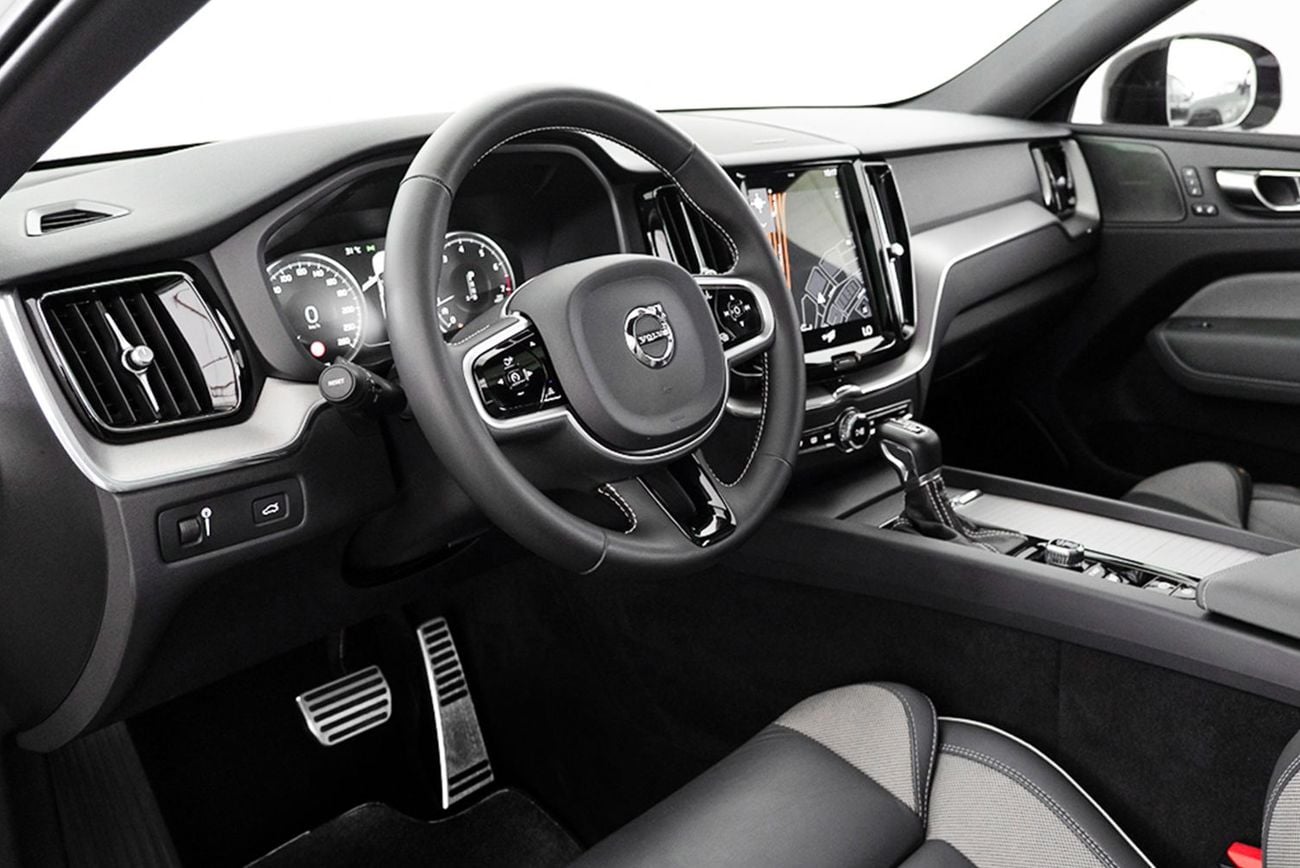 فولفو XC 60 T5 R Design 2.0L