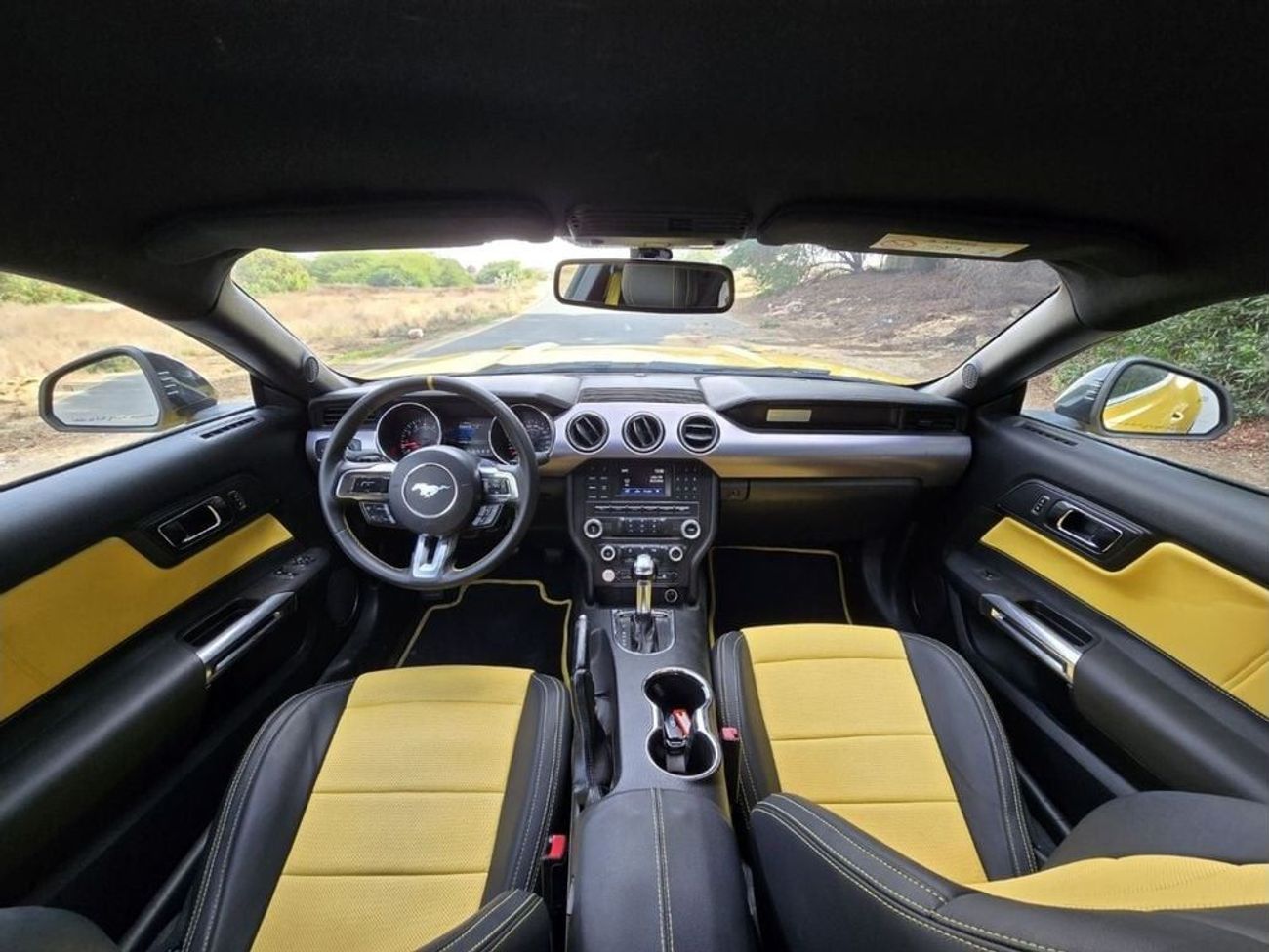 Ford Mustang FORD MUSTANG GT 2017 V8 GCC ORGINAL PAINT // ACCIDENT FREE // FSH // PERFECT CONDITION