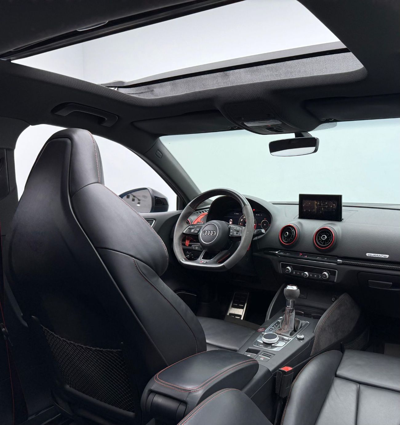 Audi RS3 TFSI quattro 2.5L (400 HP) Sedan 2018 Audi RS3, Warranty, Full Audi Service History, Excellent Condi