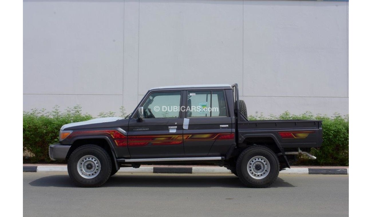 Toyota Land Cruiser Pick Up double cabin Petrol 2019