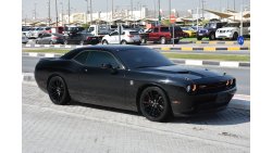 Dodge Challenger V6