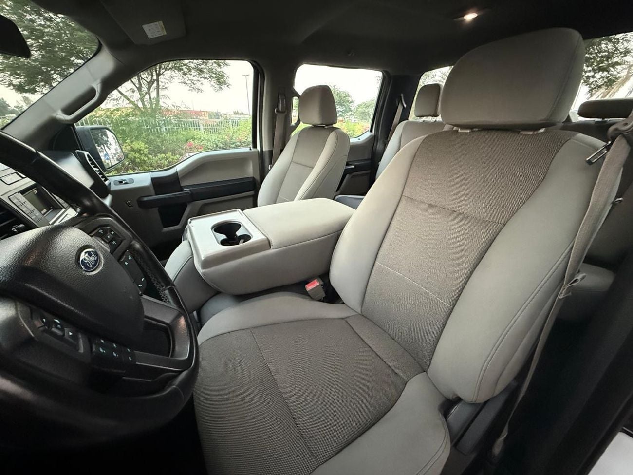Ford F-150 XL FX4 Platinum 5.0L FX4  5.0L FORD F150 2019 GCC V8 FX4 IN GOOD CONDITION