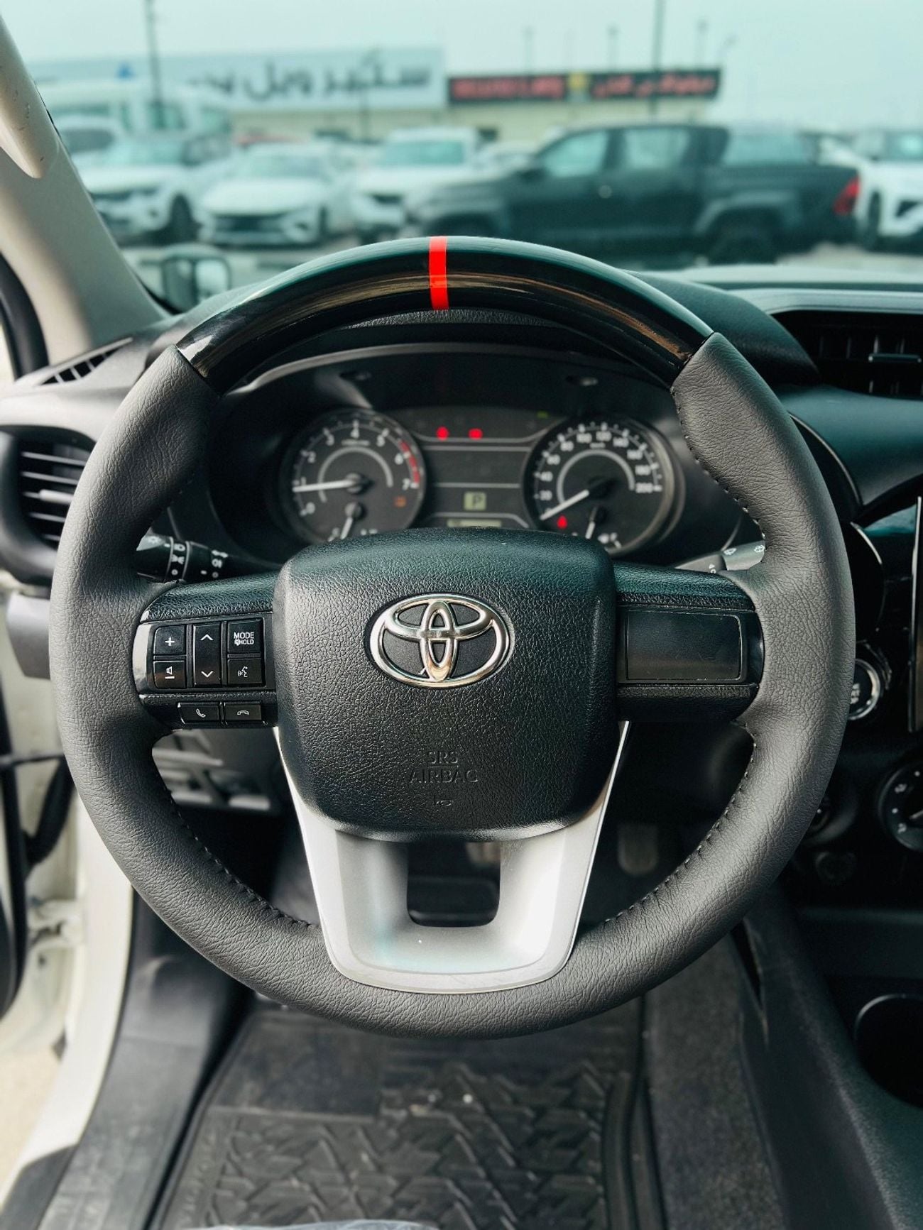 تويوتا هيلوكس GL 2.7L Double Cab Utility