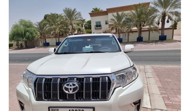 تويوتا برادو White Toyota Prado VXR 2018, Full options, GCC specs, Accident free