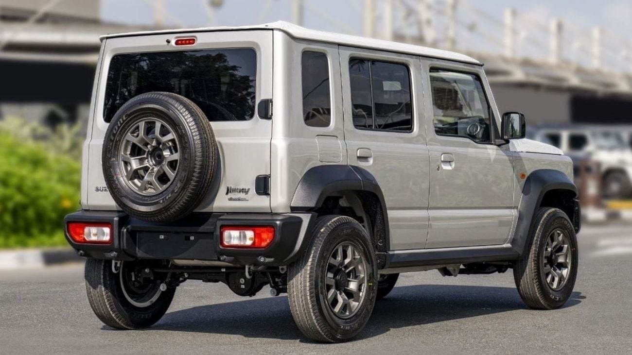 سوزوكي جيمني 1.5L GLX (A/T)