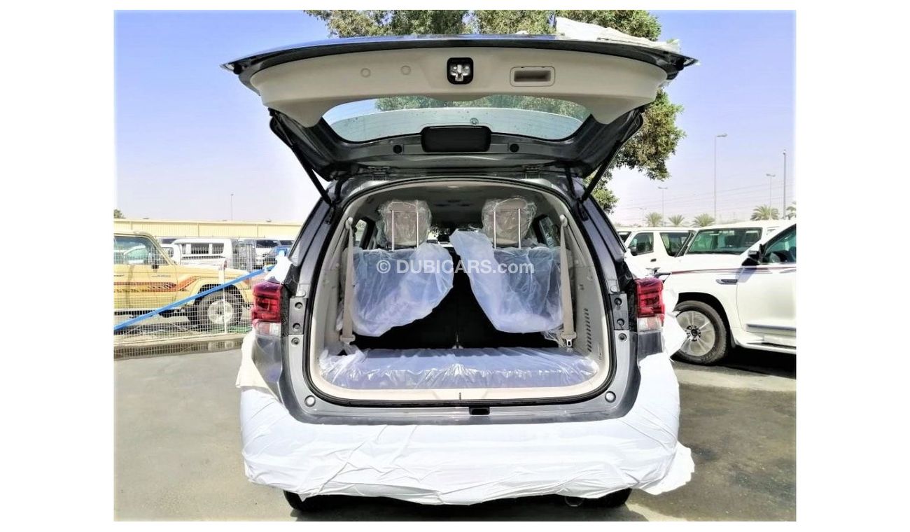 Nissan XTerra 2.5 AWD petrol  7 seats titanium