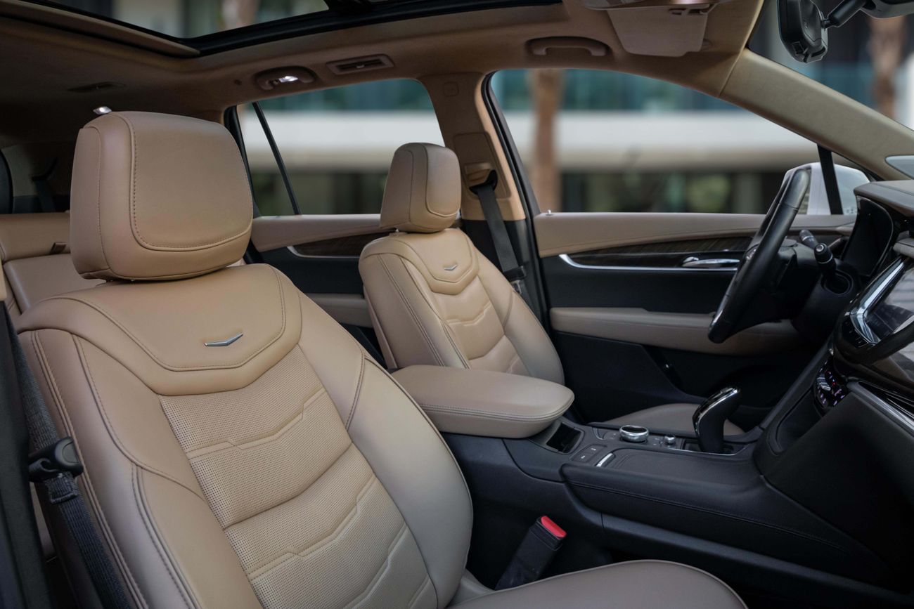 كاديلاك XT6 2,350 P.M | 0% Downpayment | XT6 400 AWD CADILLAC SERVICED!