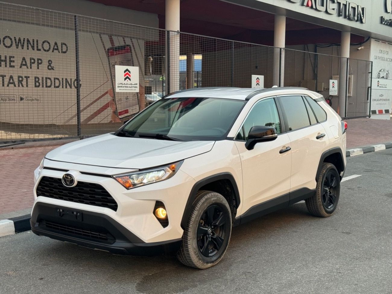 تويوتا راف ٤ 2021 XLE KEYLESS AWD 2.5L USA IMPORTED