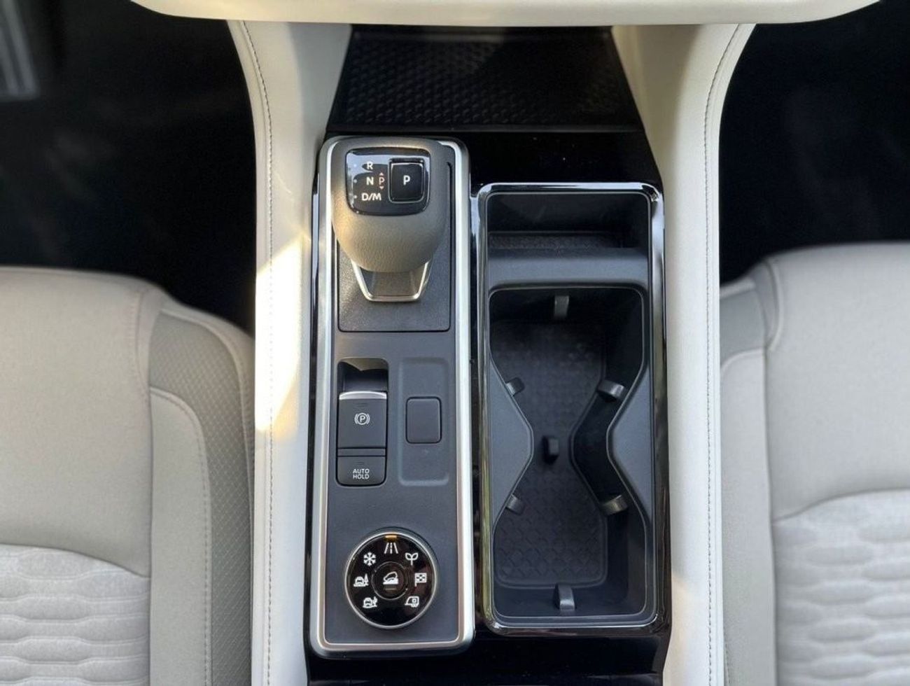 نيسان باثفايندر Nissan Pathfinder  S  2024 2WD  EXPORT and LOCAL