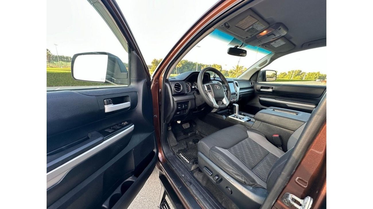 تويوتا تاندرا كروماكس ليميتيد