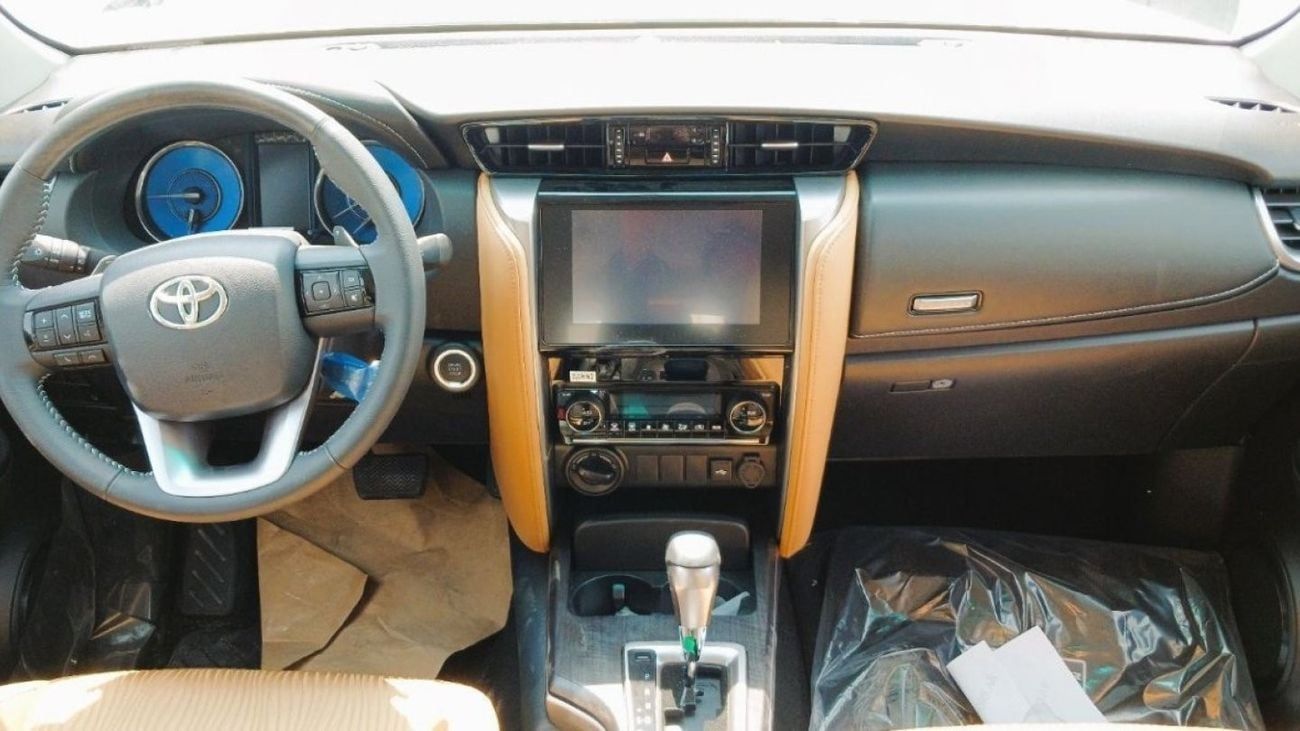 Toyota Fortuner EXR Toyota Fortuner 2.4L Diesel GCC 2025YM