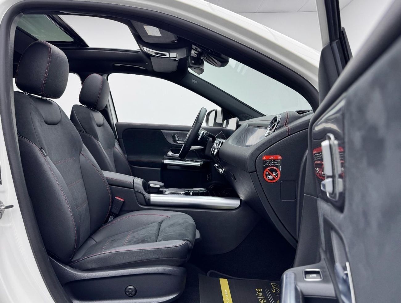 Mercedes-Benz EQA 350 SUV 2022 Mercedes Benz EQA 350 4Matic, 2027 Mercedes Warranty + Service Pack, Full PPF, Very Low Km, GCC