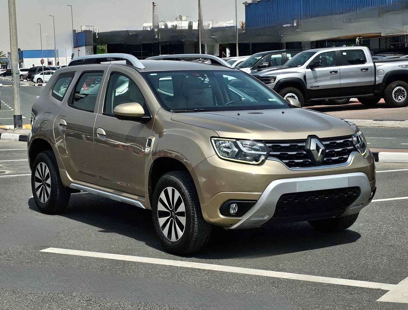 Used Renault Duster / LEATHER SEATS/ ALLOY RIMS/ SAME COLOR BODY/ LOW