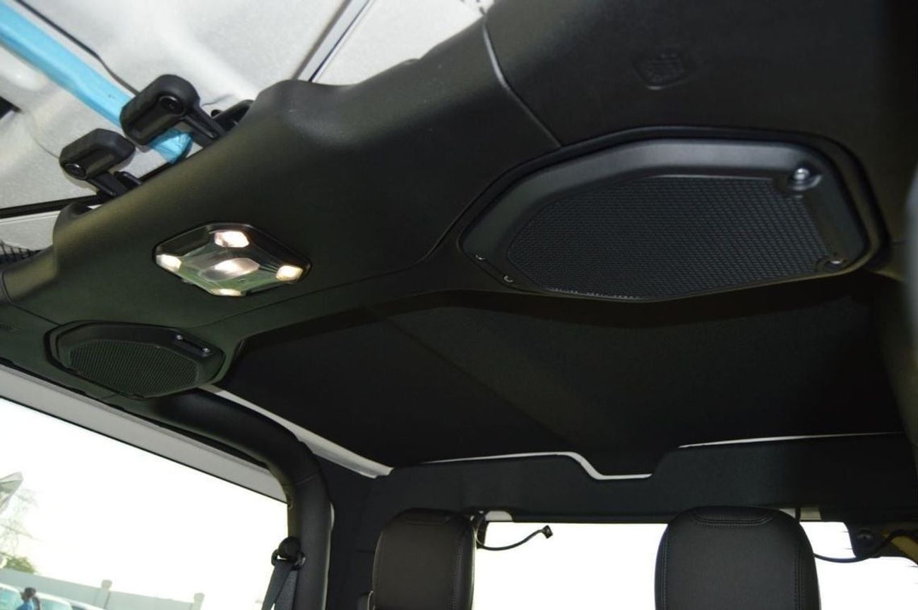 جيب رانجلر JEEP WRANGLER RUBICON 2WD - 3.6L PETROL - AUTOMATIC TRANSMISSION -  SILVER