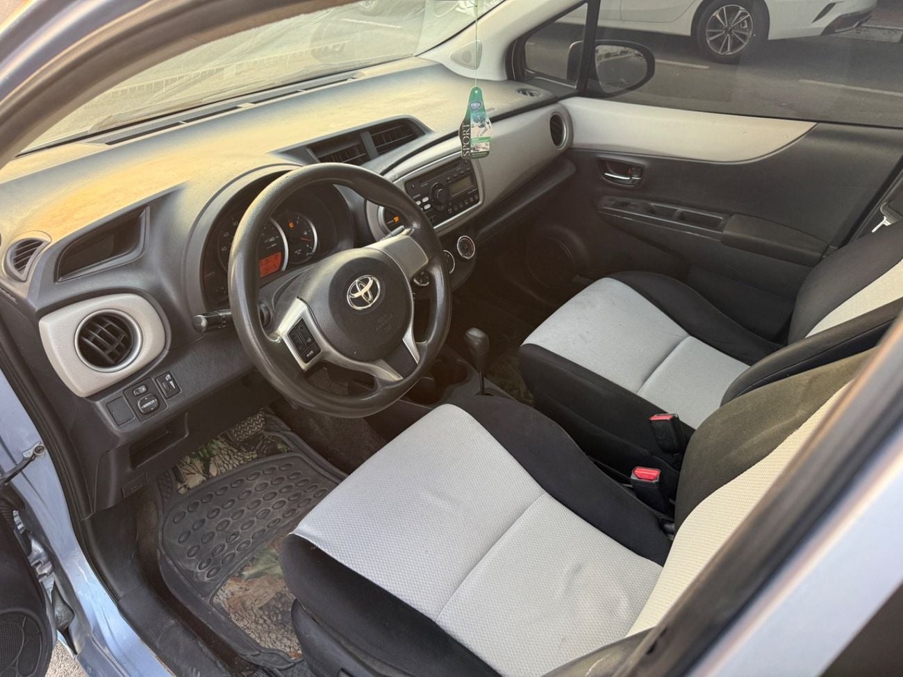 Toyota Yaris SE