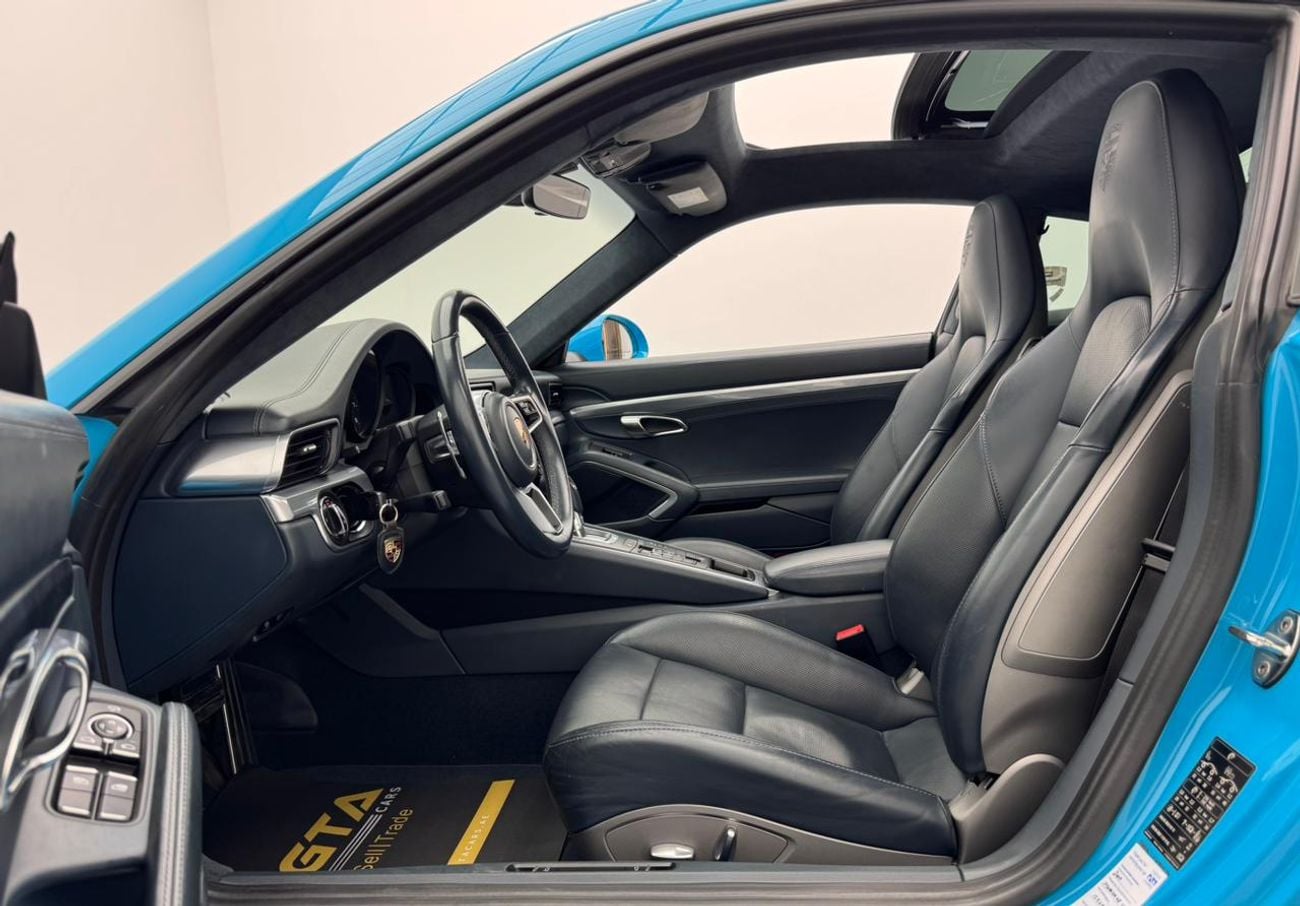 Porsche 911 2017 Porsche 911 Carrera S, 27 Aug 2026 Porsche Warranty, Porsche Service History, GCC