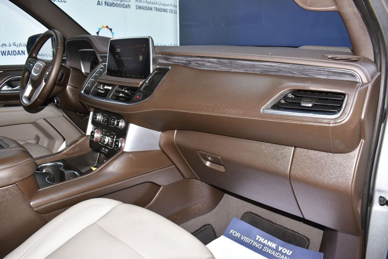 GMC Yukon AT4 5.3 V8 SLT (AWD)