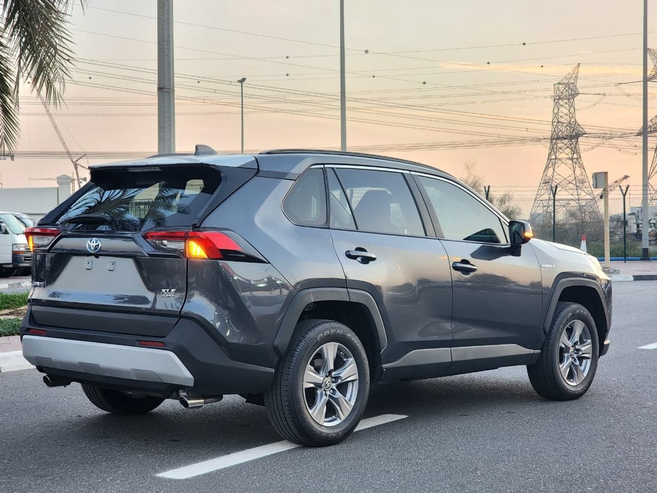 Toyota RAV4 TOYOTA RAV4 LE HYBRID 2023