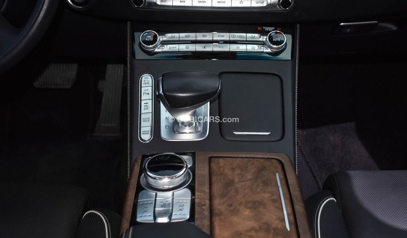 Genesis G90 PLATINUM