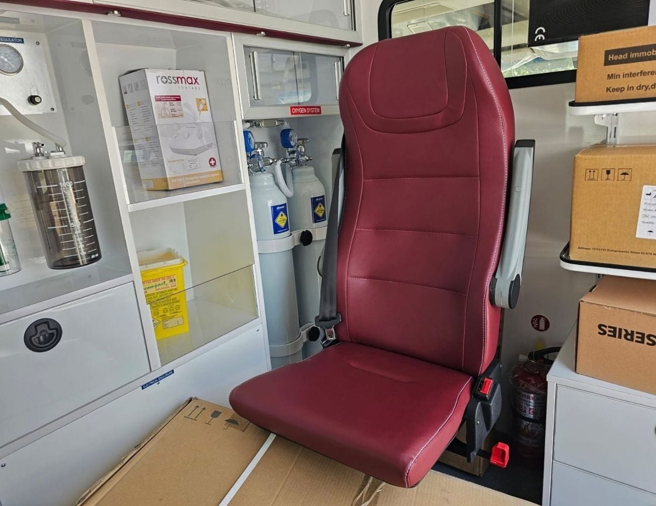 Toyota Hiace HIACE HIGHROOF AMBULANCE GL || 2.8L DIESEL V4 A/T (CODE # HRDAGLJ-M-AB)
