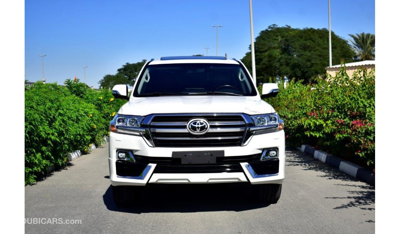 Toyota Land Cruiser 200 GXR V8 4.5L DIESEL PLATINUM WITH KDSS SUSPENSION