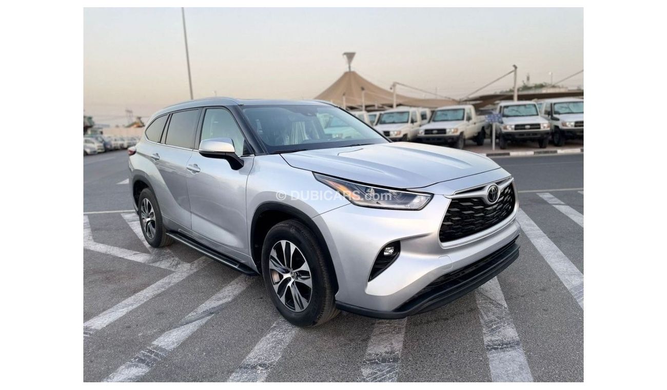 Toyota Highlander “Offer”2021 Toyota Highlander XLE 3.5L V6 Full Option With Side Step - UAE PASS