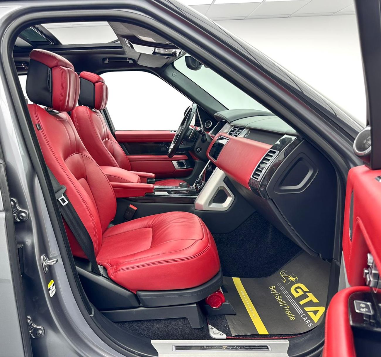 لاند روفر رينج روفر 2020 Range Rover Vogue HSE Autobiography, 1 Year Unlimited KM Warranty, Service History, GCC