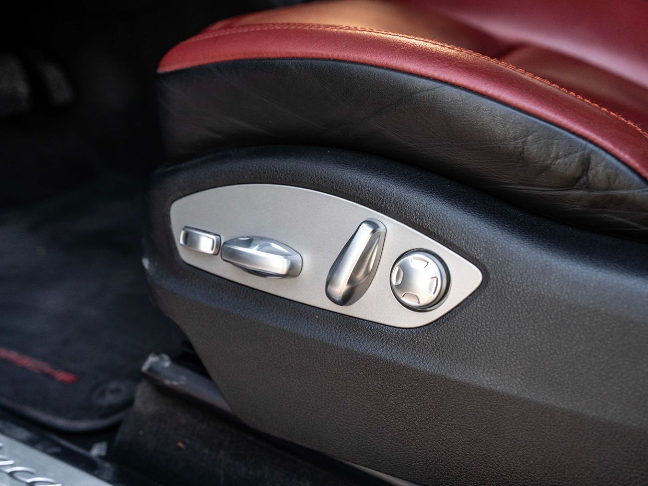 Porsche Macan S 3.0L (340 HP)