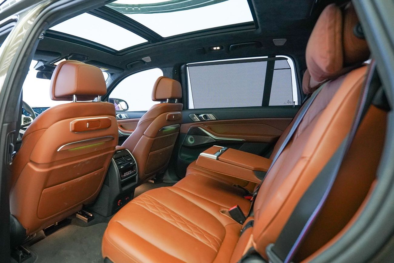 بي أم دبليو X7 M50i 4.4L (523 HP)