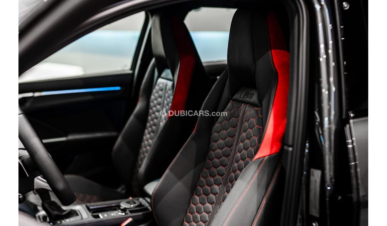 Audi RS Q3 TFSI quattro 2022 Audi RS Q3, 2025 Audi Warranty + 2027 Audi Service Contract, Low KMs, GCC