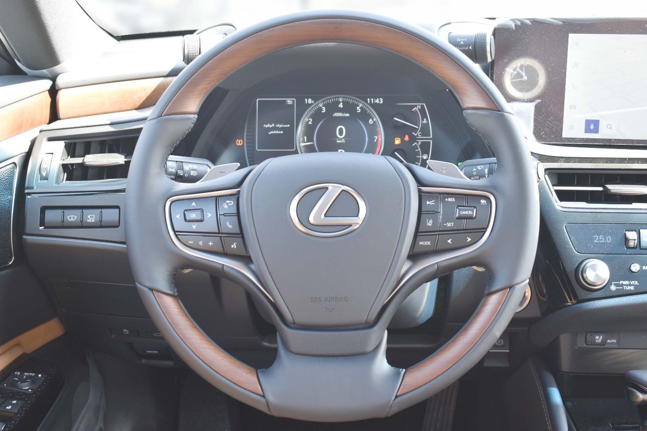 لكزس ES 350 2025 MODEL ES 350 3.5L  FULL ACC, GLASS ROOF (TILT&SLID)