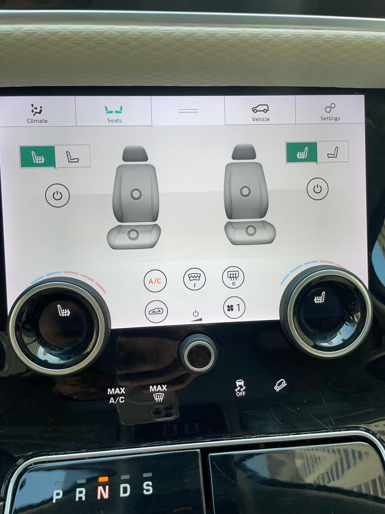 Land Rover Range Rover Velar P380 SE V6 SV KIT exclusive interior