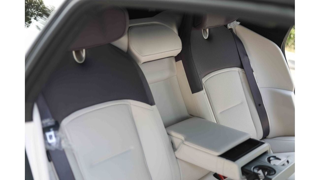 Avatr 12 2024 AVATR 12 PERFORMANCE VERS - White inside PURPLE WHITE | Export Only