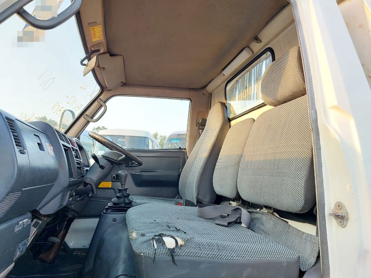 Toyota Dyna TOYOTA DYNA TRUCK RHD 1997 MODEL 4.1 L DIESEL MANUAL(PM03369)