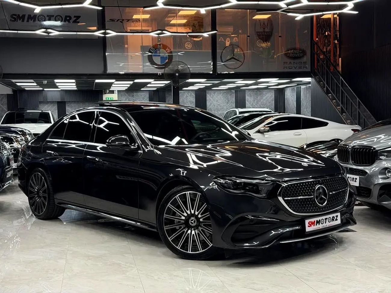 Mercedes Benz E300 PREMIUM PLUS