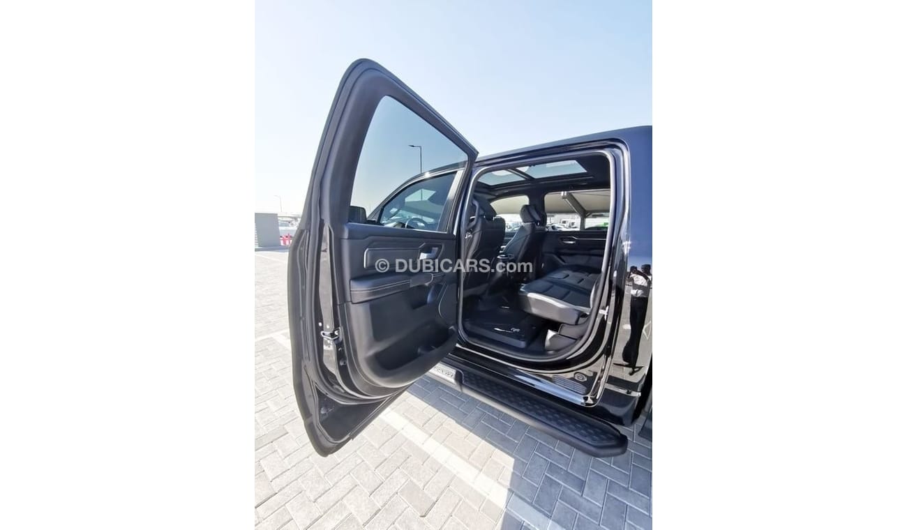 RAM 1500 Dodge RAM Rebel - 2021 - Black