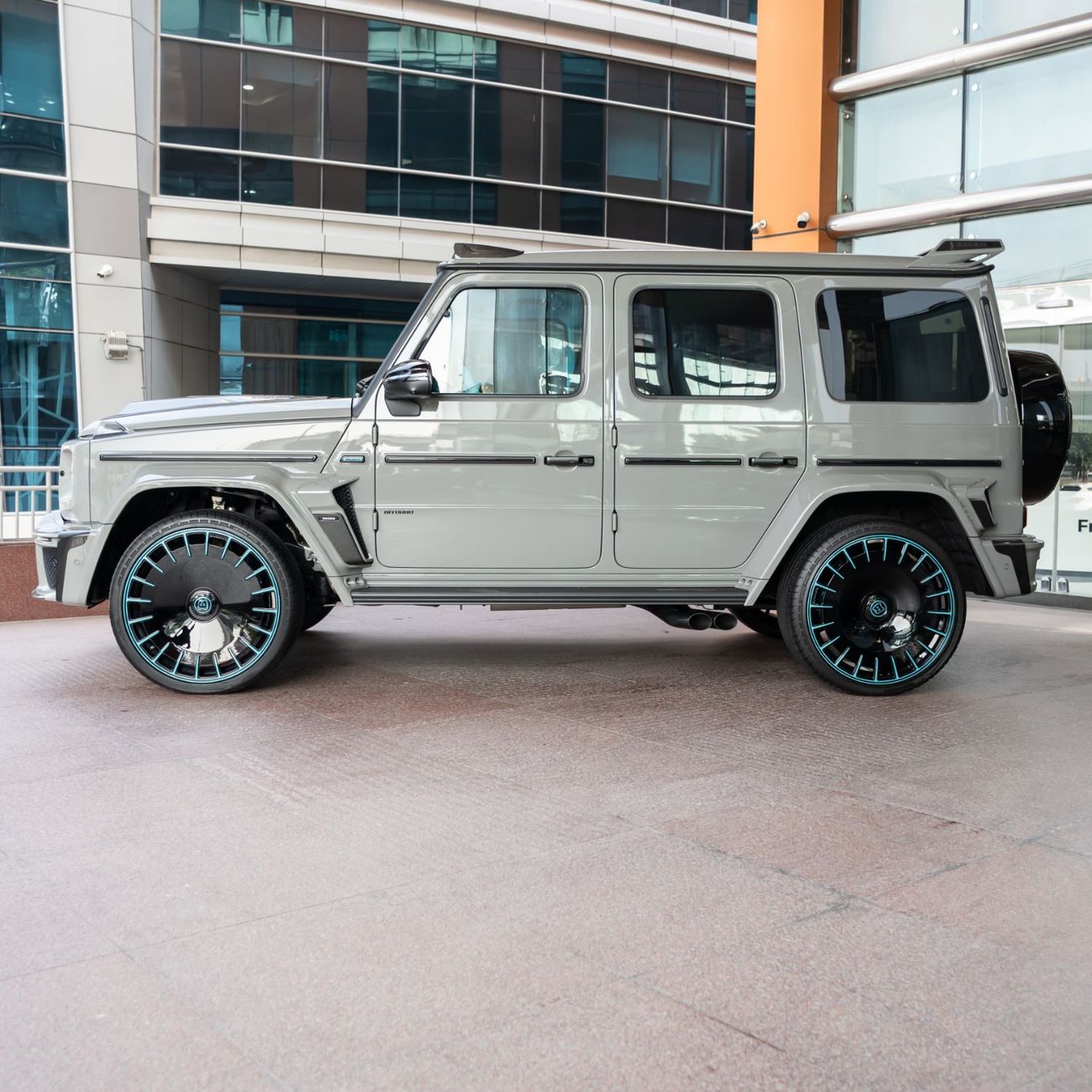 Mercedes-Benz G 63 AMG 2025 MERCEDES G800 BRABUS ( SPECAIL COLOUR NARDO GREY ) BRAND NEW
